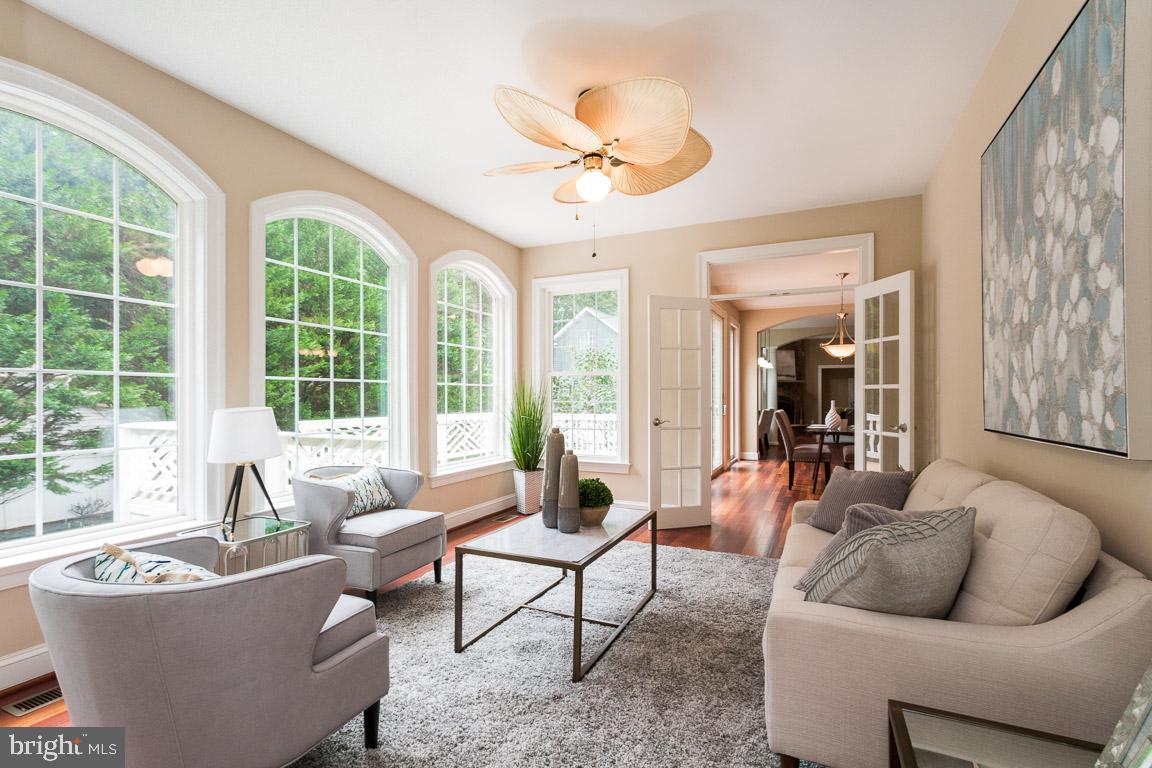 313 Adahi Road Southeast Vienna, VA 22180 - Photo 17 of 82 Gallery Image 17