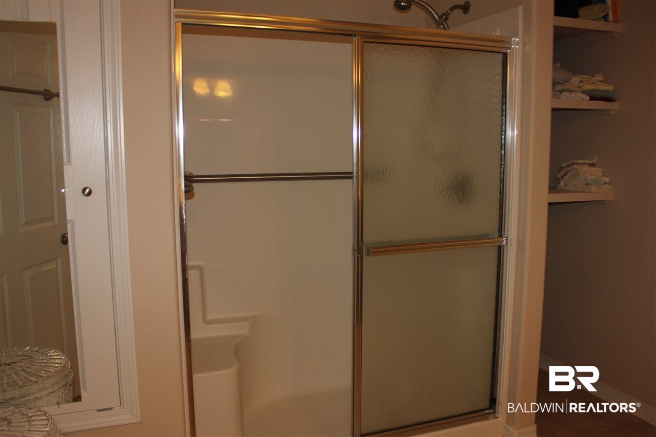 17921 Kingway Road Seminole, AL 36574 - Photo 14 of 29 Master Shower