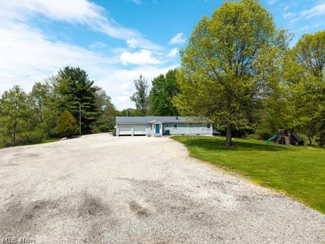 6258 Kennard Road Medina, OH 44256 - Photo 3 of 38
