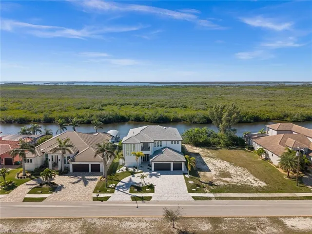 $2,999,999 | 3512 Surfside Boulevard, Cape Coral, FL 33914