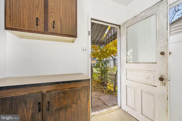 $1,200 | 23 East 2nd Street, Unit 1, Pottstown, PA 19464