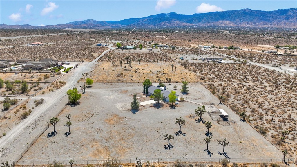 11574 Silver Rock Road Pinon Hills, CA 92372 - Photo 47 of 56