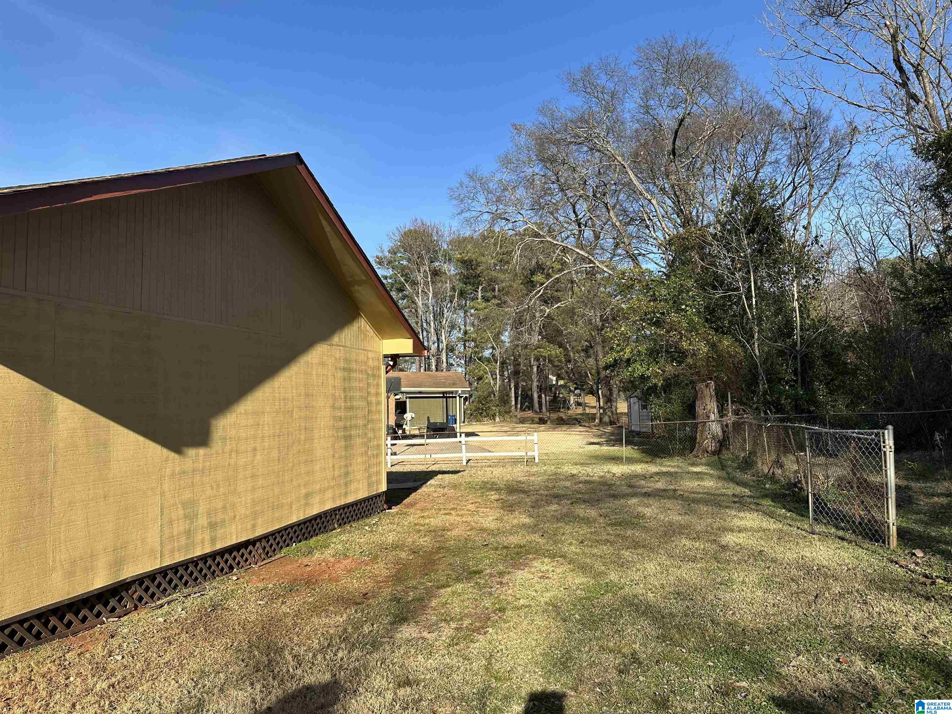 13 Spring Haven Circle Southwest Birmingham, AL 35211 - Photo 7 of 24