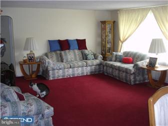 9535 Rising Sun Avenue Philadelphia, PA 19115 - Photo 2 of 12 Living Room