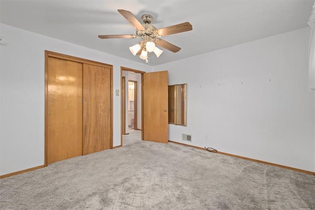 463 1st Street Pittsburgh, PA 15227 - Photo 13 of 20 a view of an empty room with a window