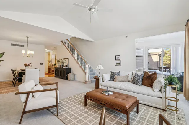 $799,900 | 870 Lake Hollow, Unit C, Brookfield, WI 53005