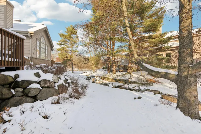 $799,900 | 870 Lake Hollow, Unit C, Brookfield, WI 53005