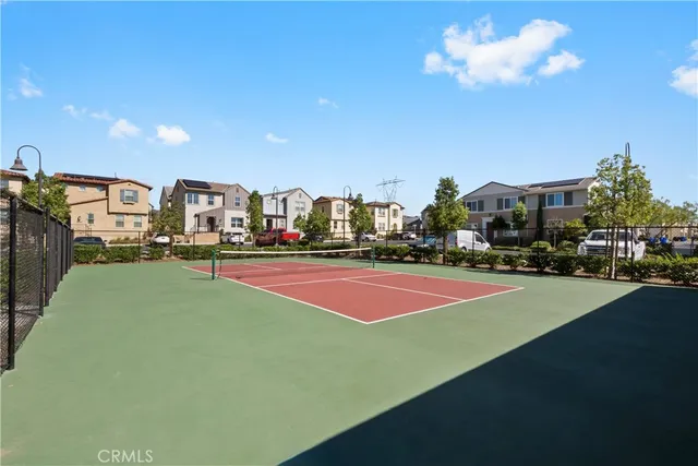 $599,900 | 5604 Altamura Way, Unit 10, Fontana, CA 92336