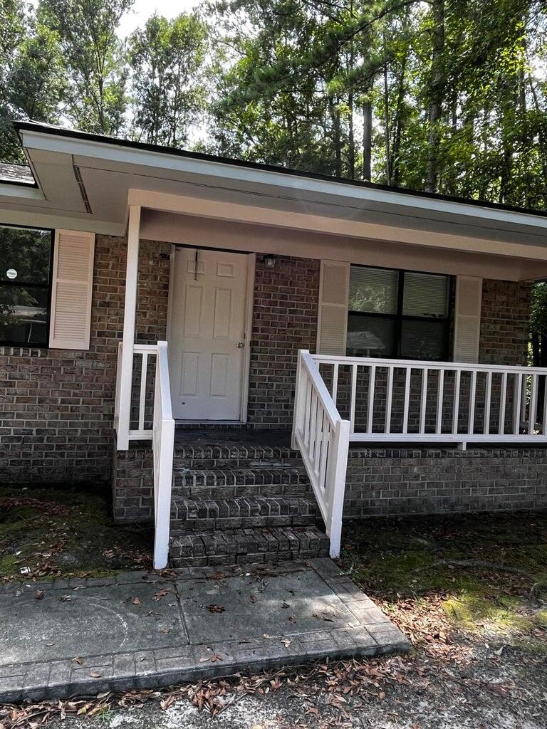 109 Kelly Street Walterboro, SC 29488 - Photo 2 of 3 IMG_3571