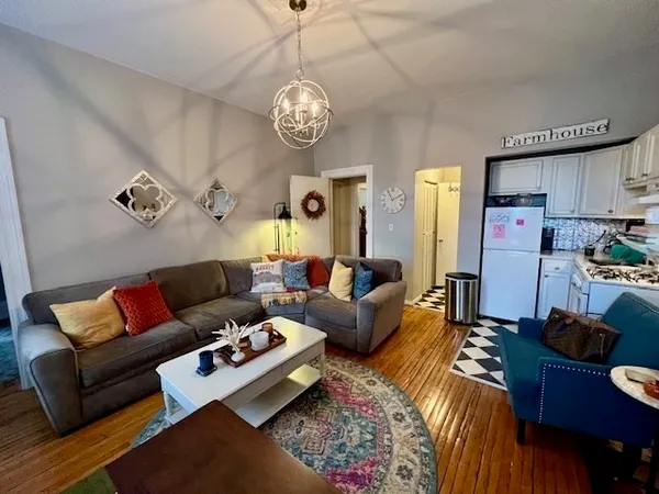 $2,685 | 291 Commonwealth Avenue, Unit 5, Boston, MA 02115