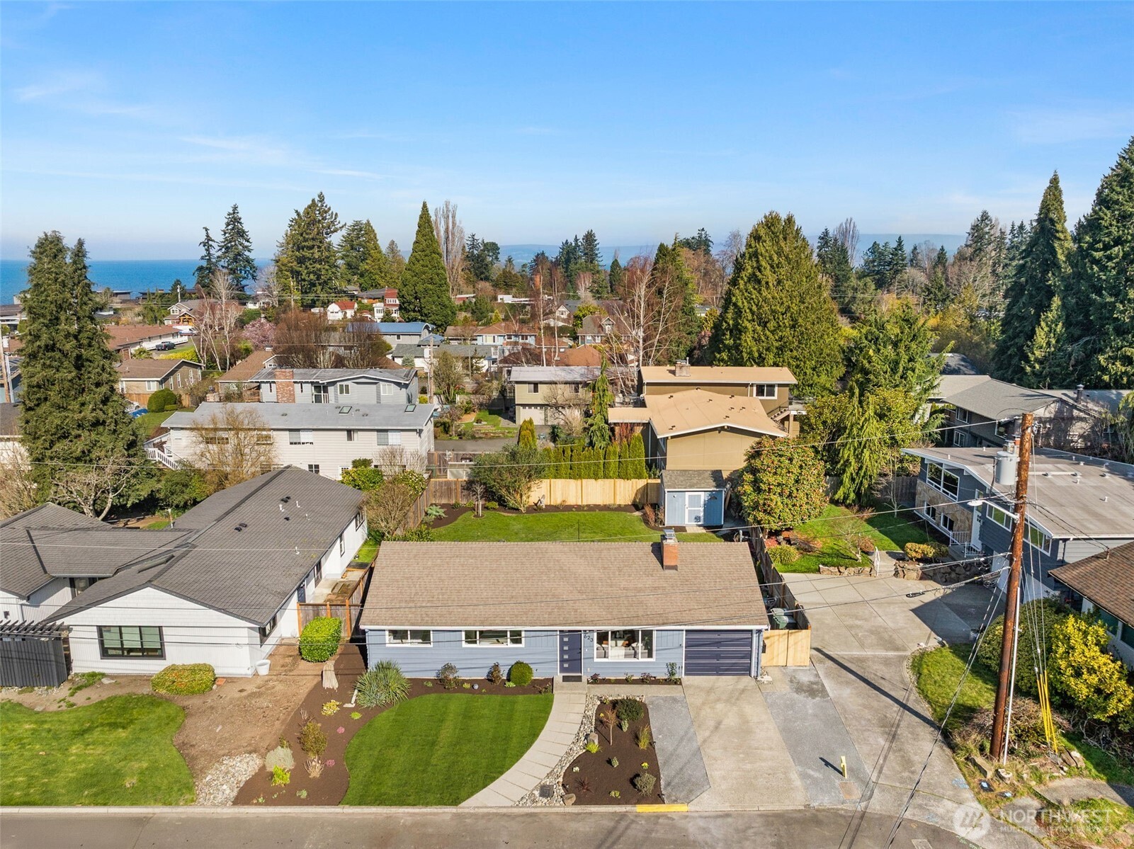 623 Aloha Way Edmonds, WA 98020 - Photo 22 of 28 a view of a city