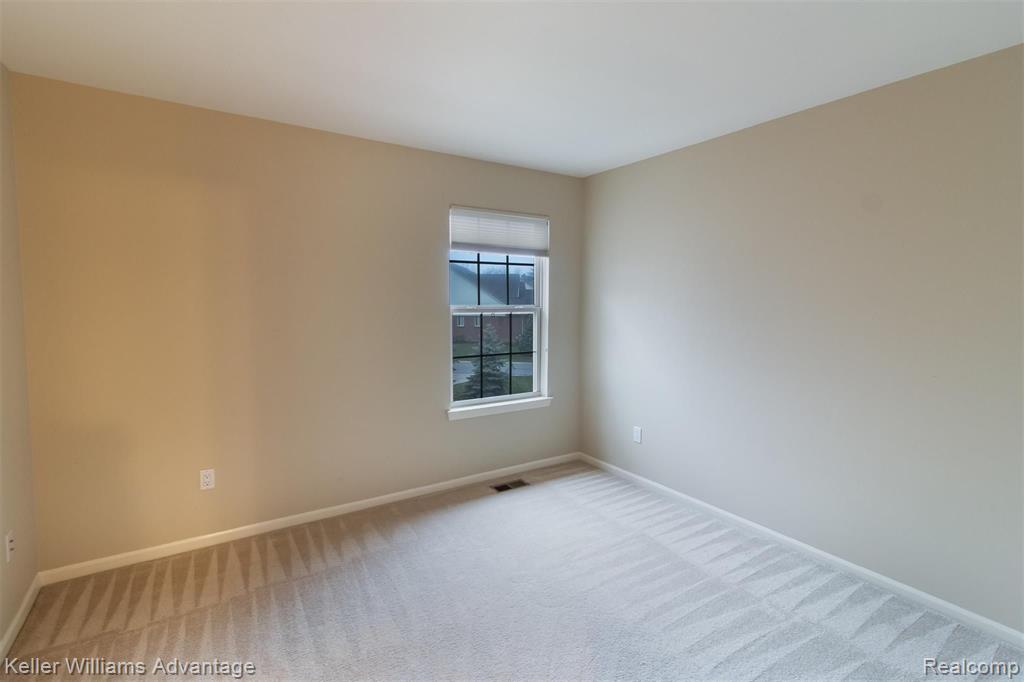 3694 Windingbrook Circle Rochester Hills, MI 48309 - Photo 29 of 44