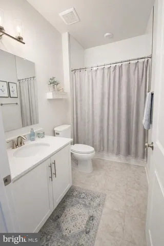 $998,990 | 5030 Thornton Way, Broad Run, VA 20137