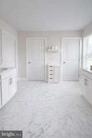 $998,990 | 5030 Thornton Way, Broad Run, VA 20137