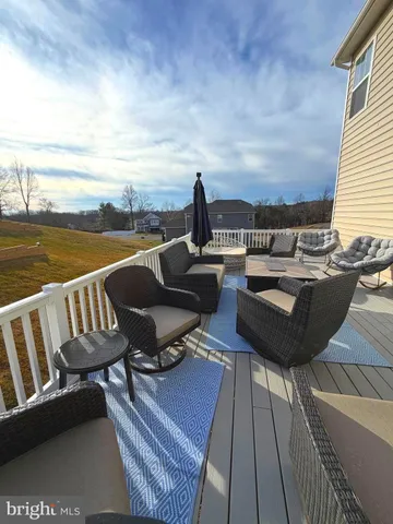 $998,990 | 5030 Thornton Way, Broad Run, VA 20137