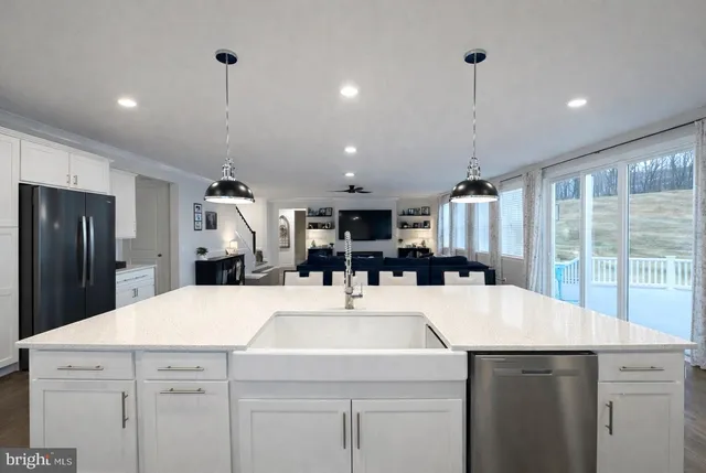 $998,990 | 5030 Thornton Way, Broad Run, VA 20137