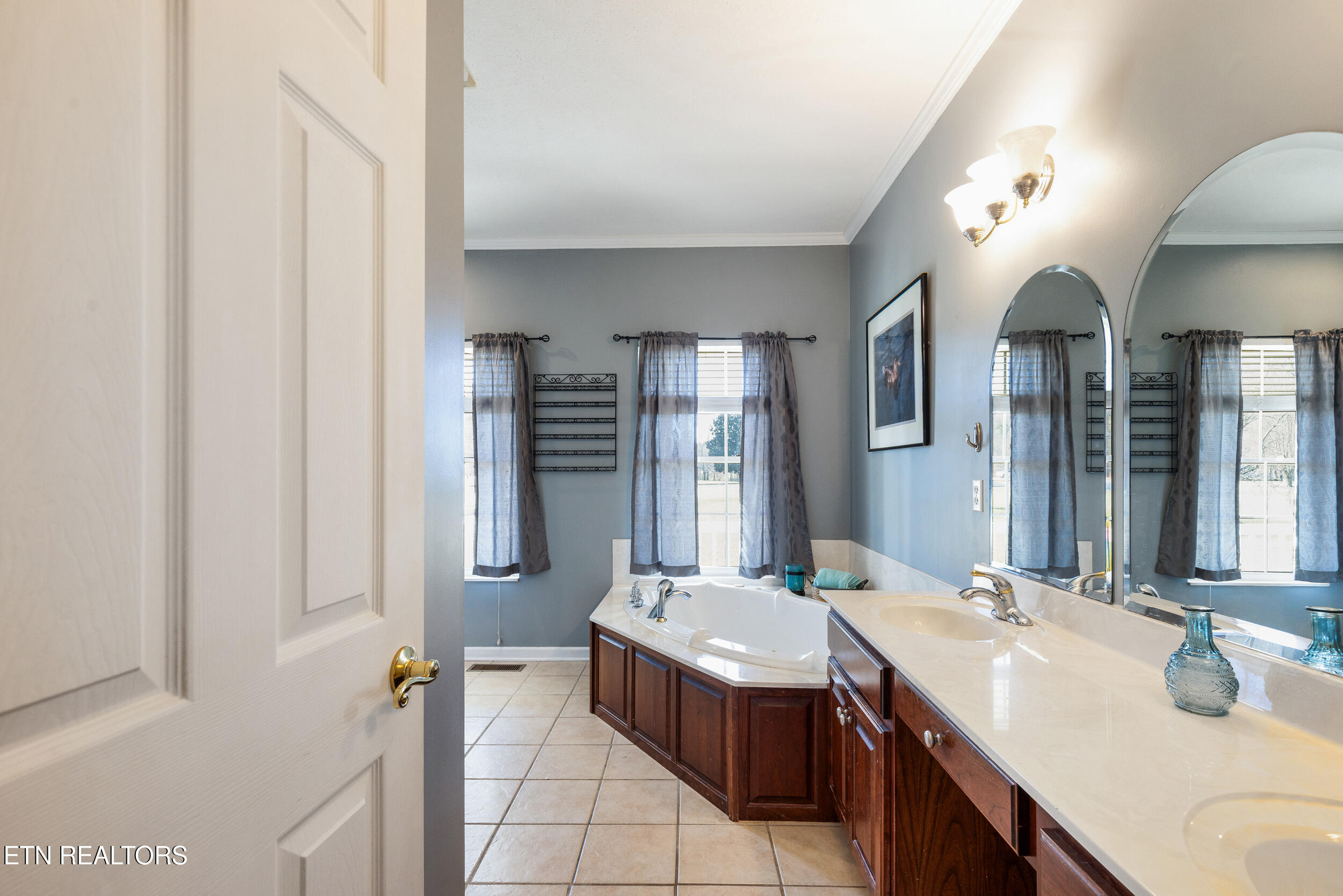150 Morgan Field Road Wartburg, TN 37887 - Photo 20 of 47 Primary bath