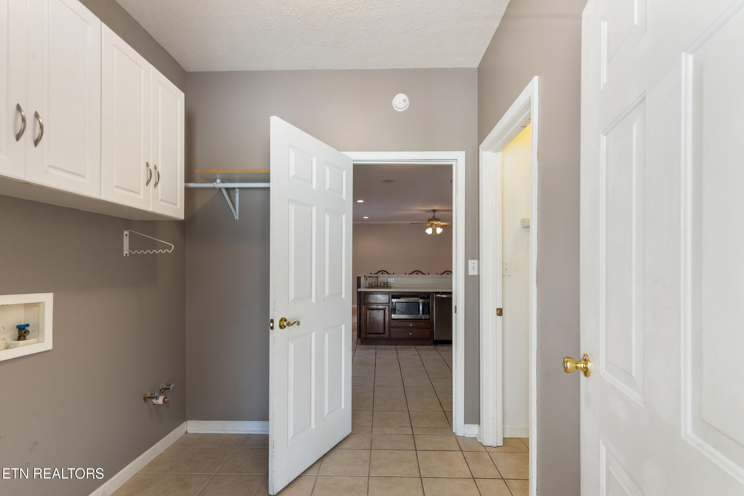 150 Morgan Field Road Wartburg, TN 37887 - Photo 23 of 47 Laundry room off of kitchen