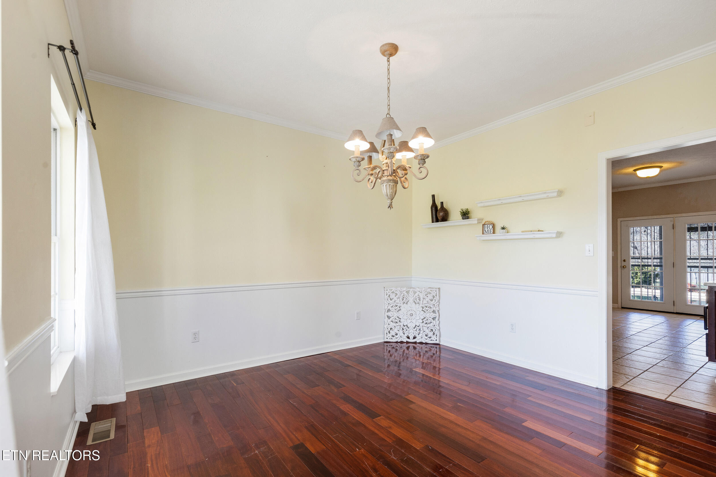 150 Morgan Field Road Wartburg, TN 37887 - Photo 24 of 47 Dining room