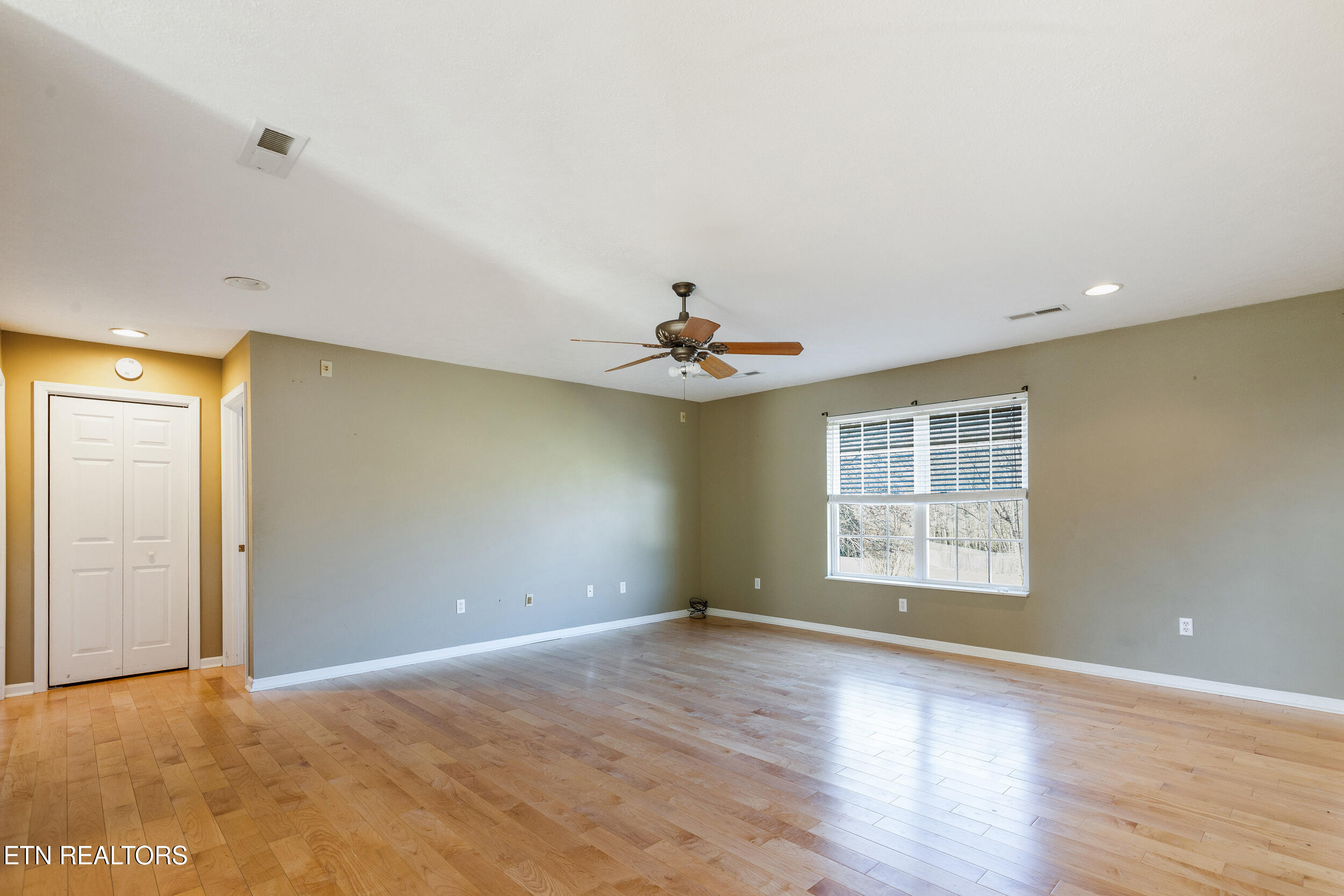 150 Morgan Field Road Wartburg, TN 37887 - Photo 26 of 47 Upstairs bonus area