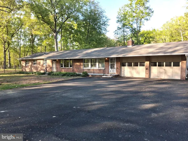 $3,150 | 5823 Deale Beach Road, Deale, MD 20751