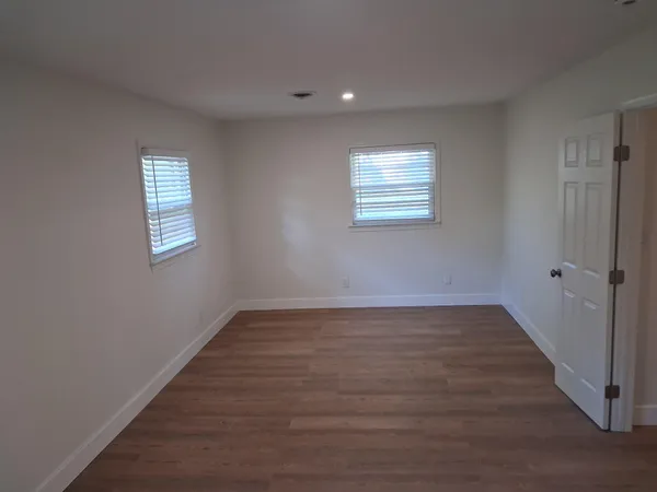 $3,150 | 5823 Deale Beach Road, Deale, MD 20751