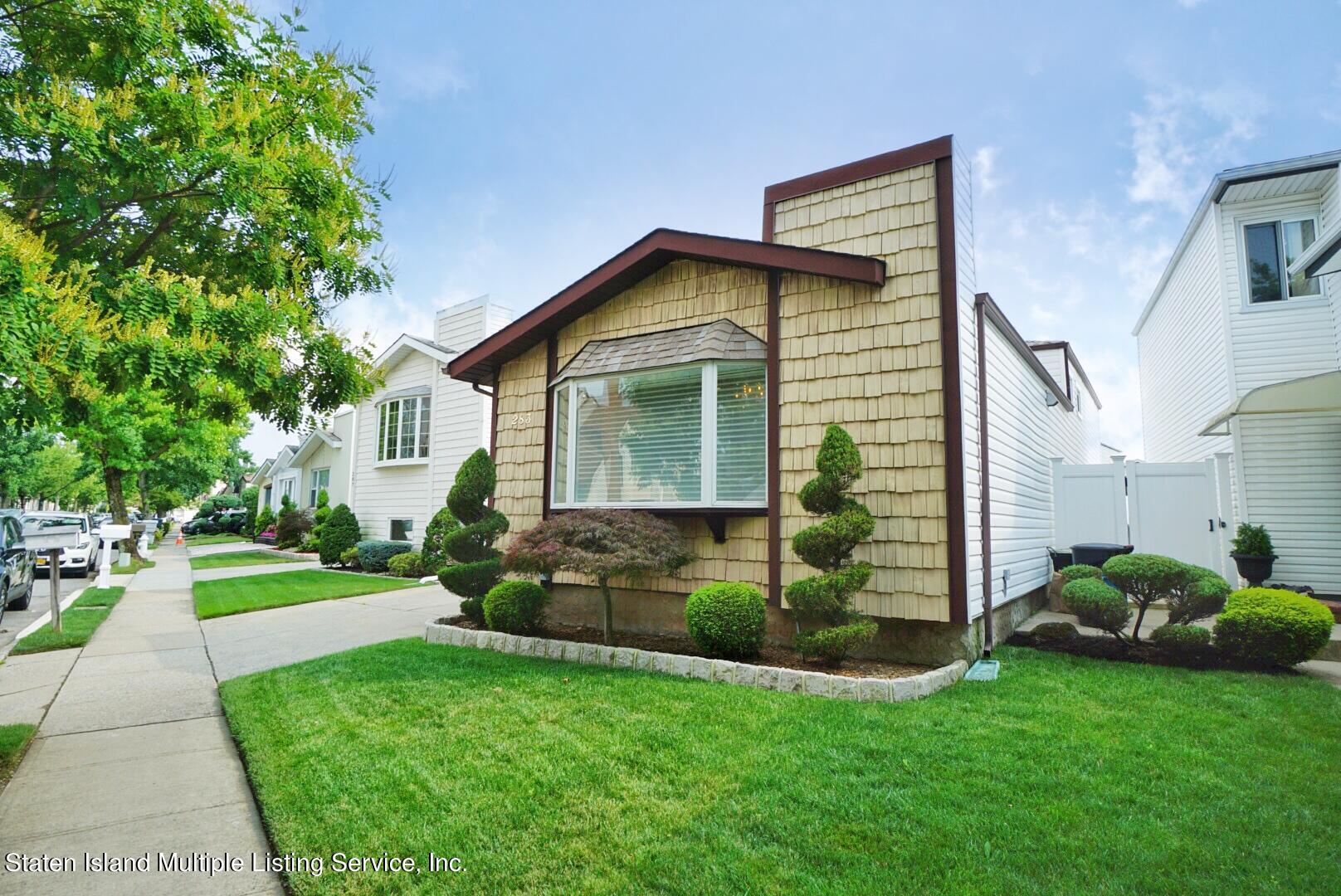 283 Green Valley Road Staten Island, NY 10312 - Photo 1 of 50 Photo May 29, 6 51 56 PM