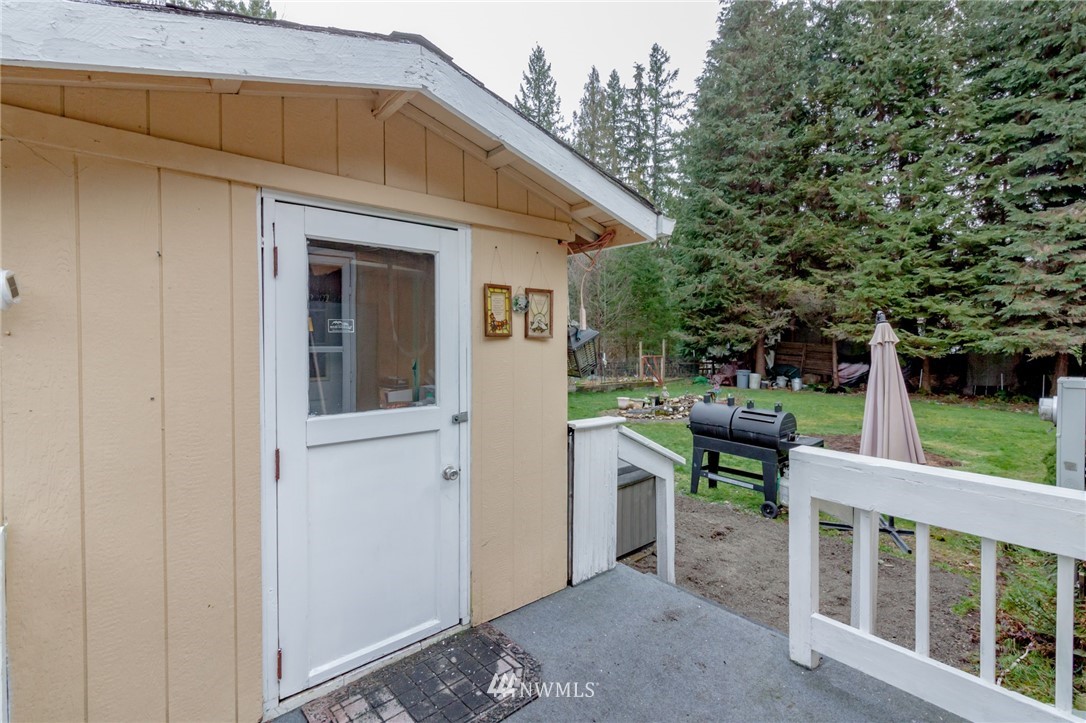 26305 Johns Road East Buckley, WA 98321 - Photo 18 of 24 Gallery Image 18