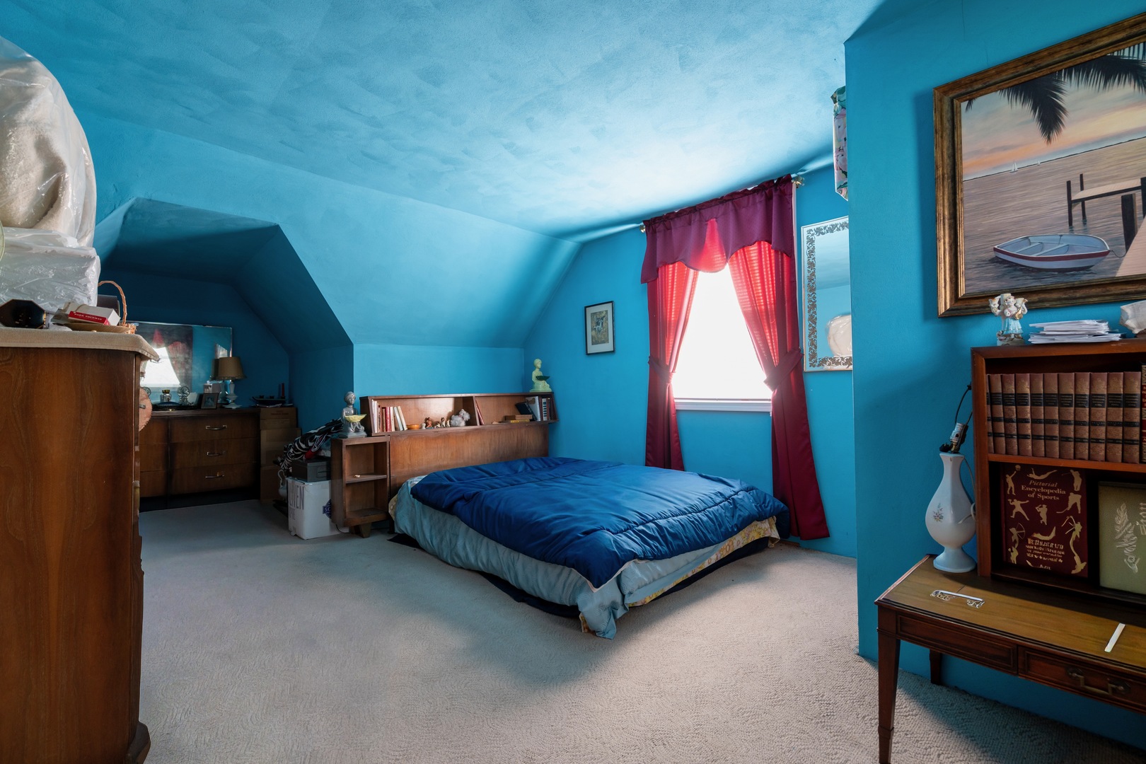 1744 Wesley Avenue Evanston, IL 60201 - Photo 18 of 31 a bedroom with a bed and a window