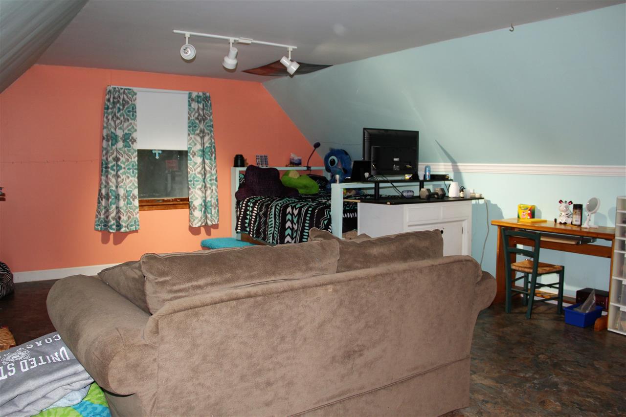 62 Stockbridge Corner Road Alton, NH 03809 - Photo 16 of 28