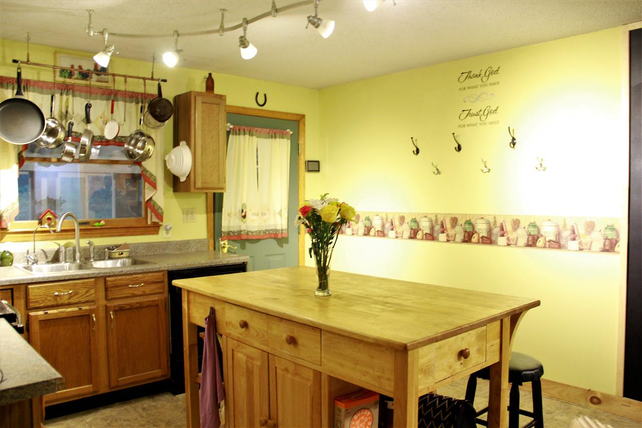 62 Stockbridge Corner Road Alton, NH 03809 - Photo 7 of 28