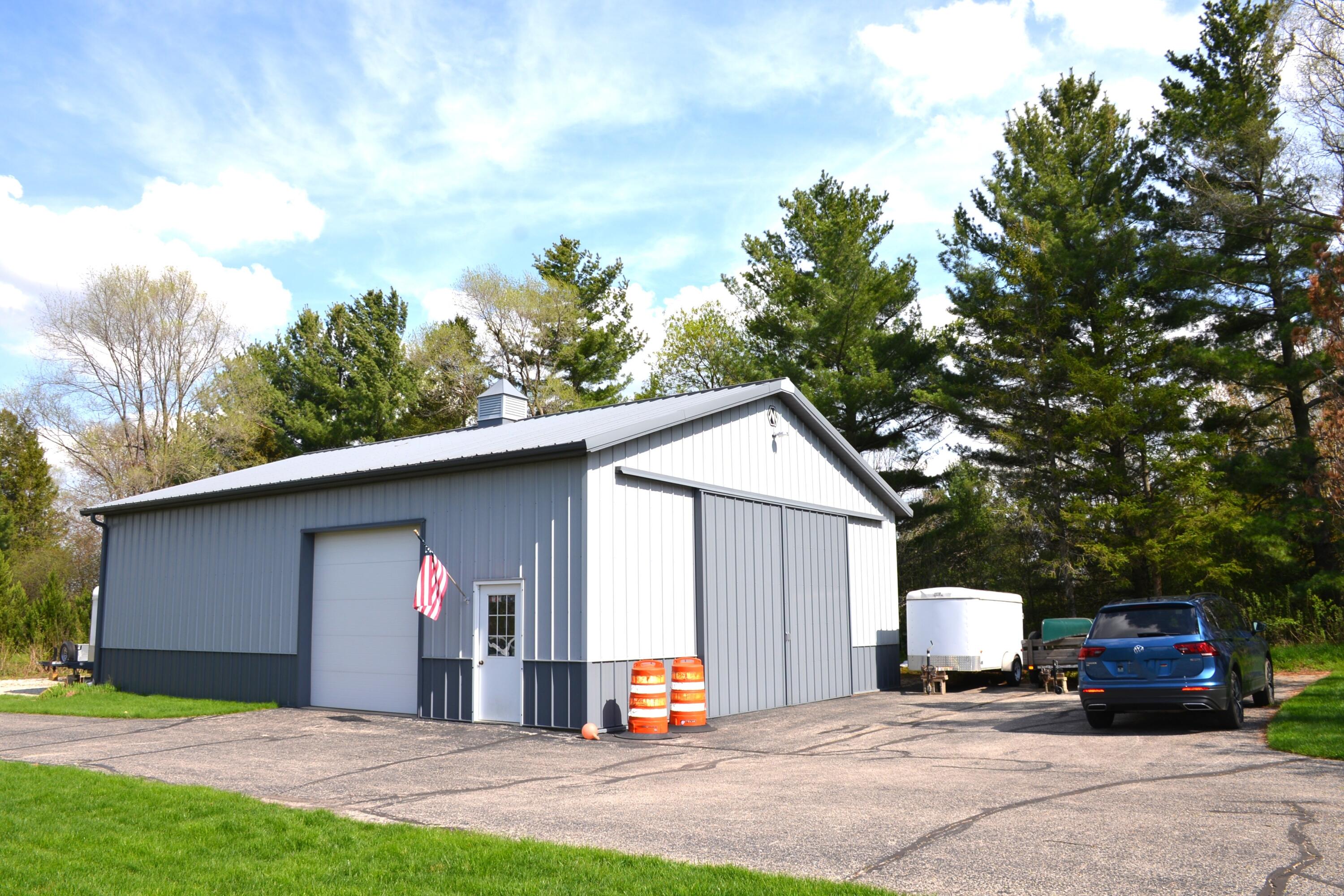 S79W29037 Frog Alley Road Mukwonago, WI 53149 - Photo 3 of 43 36x45 Morton Building