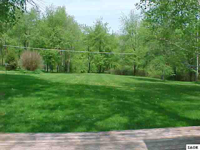 1987 Grange Hall Road Fenton, MI 48430 - Photo 7 of 8 44610-6.JPG