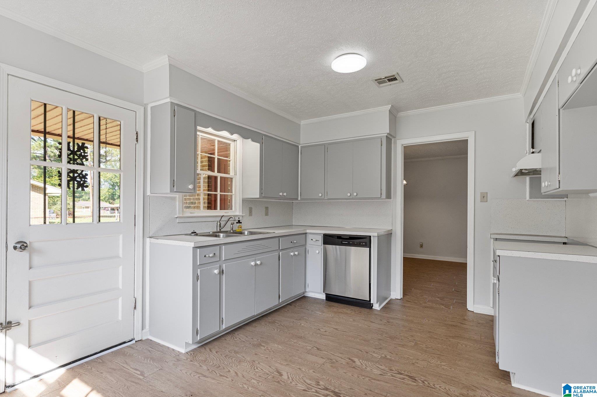 321 Hinson Road Montgomery, AL 36108 - Photo 9 of 39