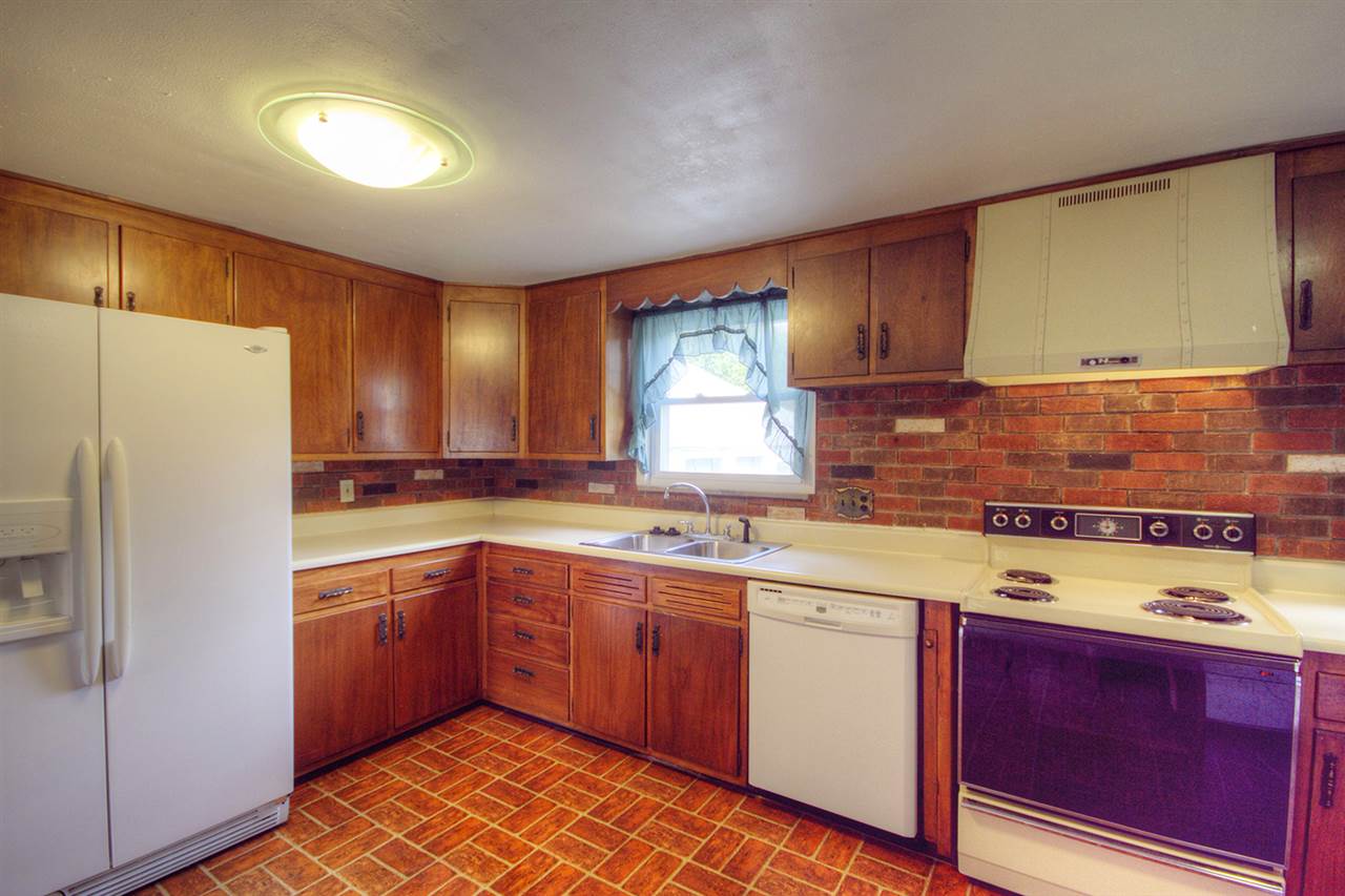 4016 Reed Road Fort Wayne, IN 46815 - Photo 11 of 27 Gallery Image 11