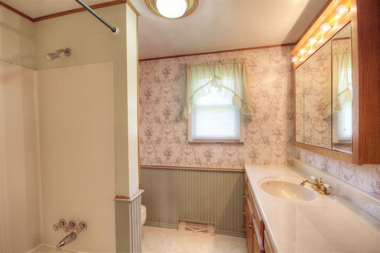 4016 Reed Road Fort Wayne, IN 46815 - Photo 21 of 27 Gallery Image 21