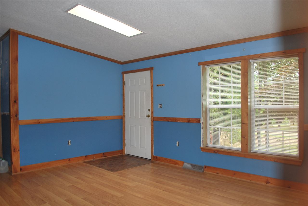 98 Betts Road Rochester, NH 03868 - Photo 8 of 25