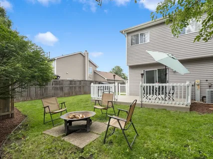 $300,000 | 3087 Kelly Court, Aurora, IL 60504