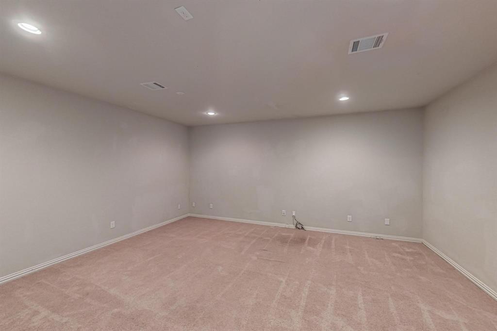 6723 Capistrano Street Irving, TX 75039 - Photo 38 of 40 a view of room