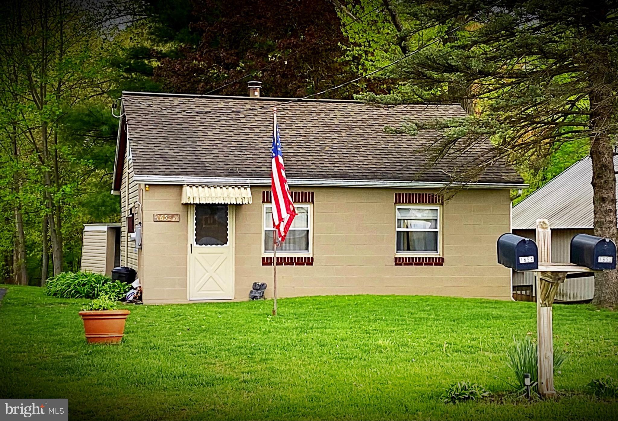 1654 Heilmandale Road Lebanon, PA 17046 - Photo 3 of 3 Gallery Image 3