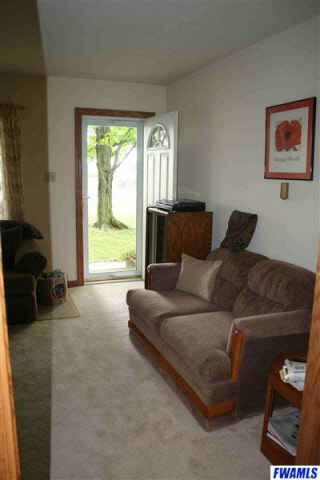 15915 Winchester Road Fort Wayne, IN 46819 - Photo 8 of 12