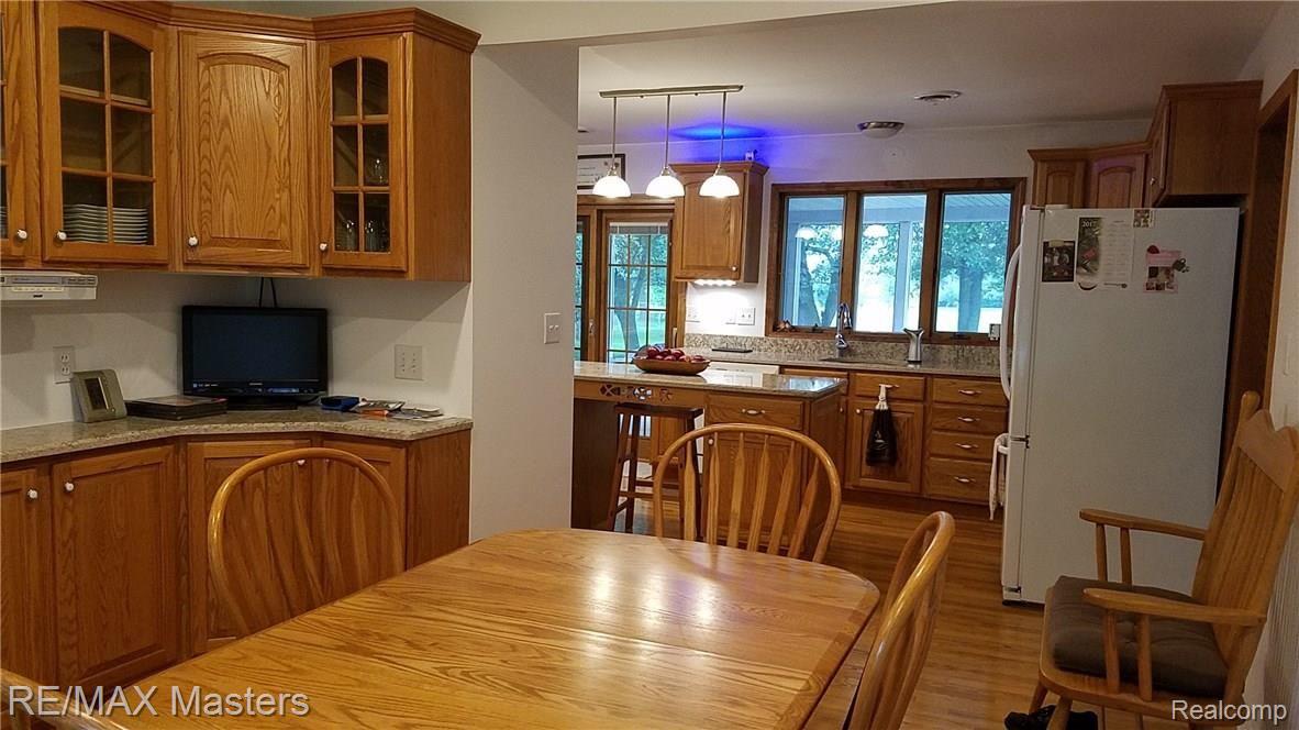 13285 Rosedale Boulevard Carleton, MI 48117 - Photo 13 of 60 20170804_095044.jpg