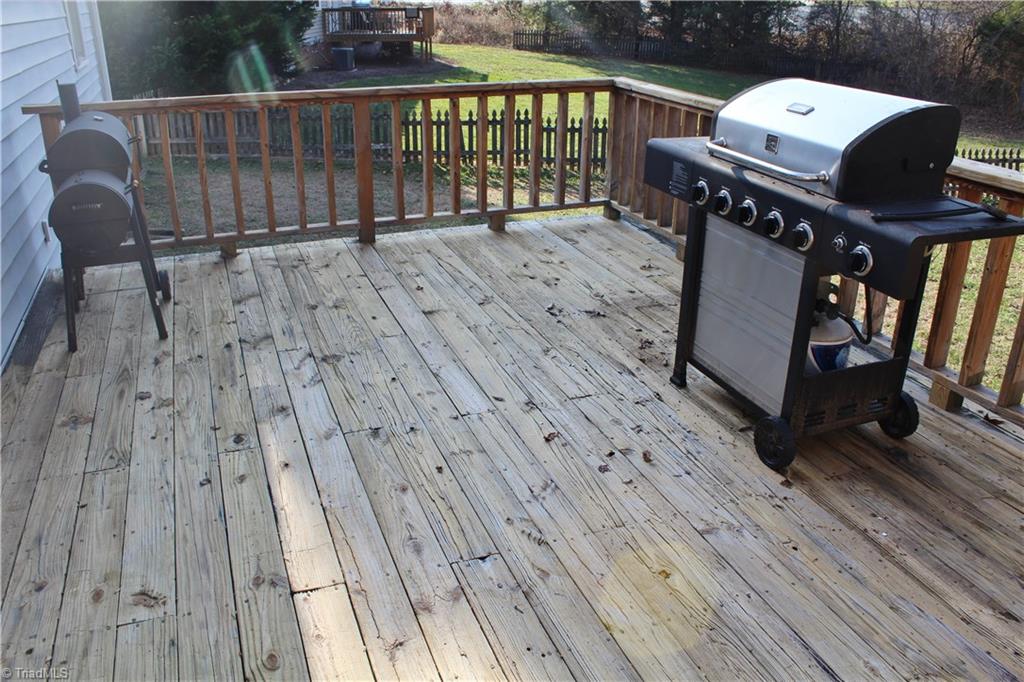 1675 Pleasant Ridge Road Greensboro, NC 27409 - Photo 12 of 16 Gallery Image 12