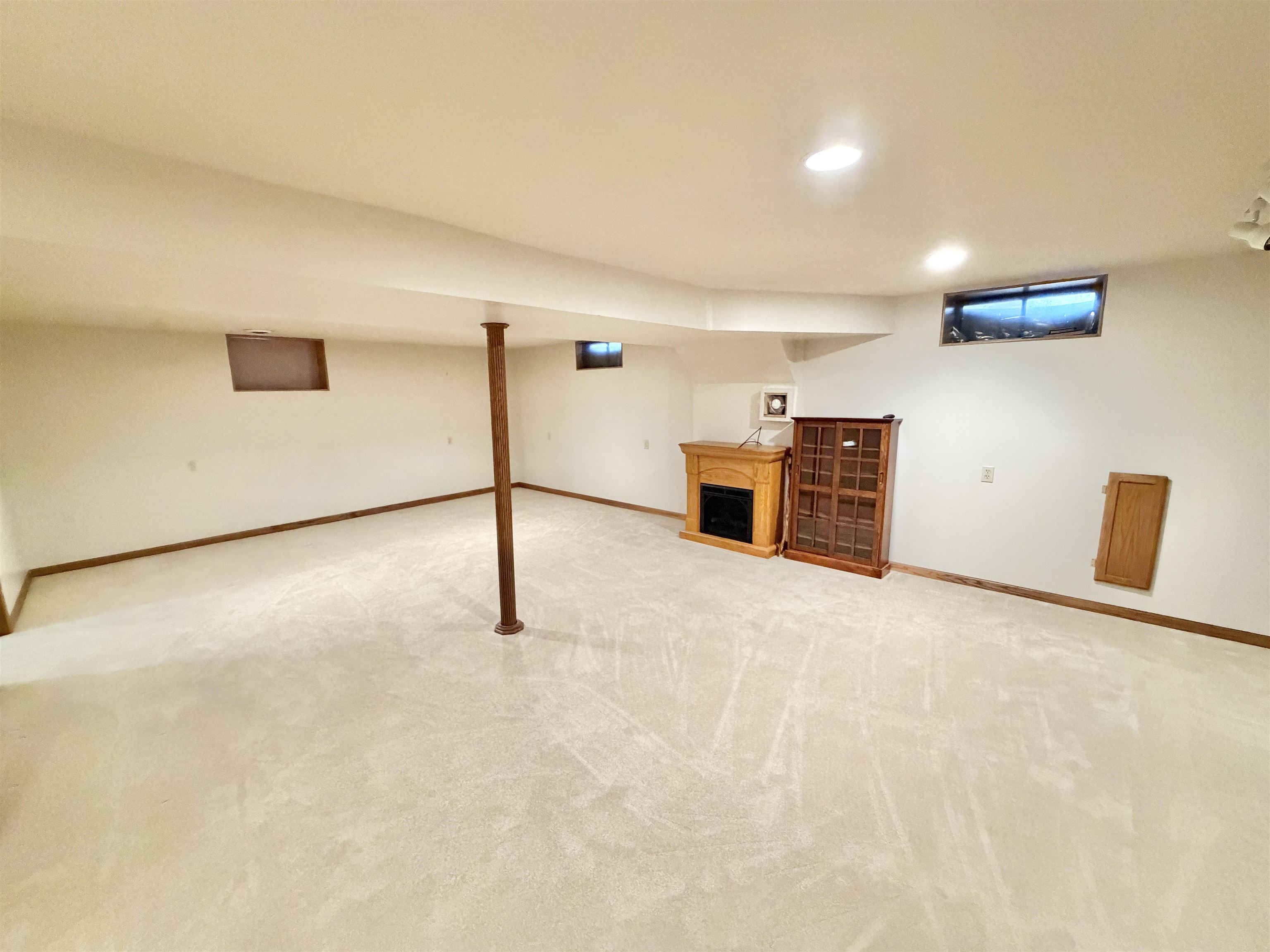 305 West Pershing Street Stillman Valley, IL 61084 - Photo 22 of 37 a view of a livingroom with a furniture