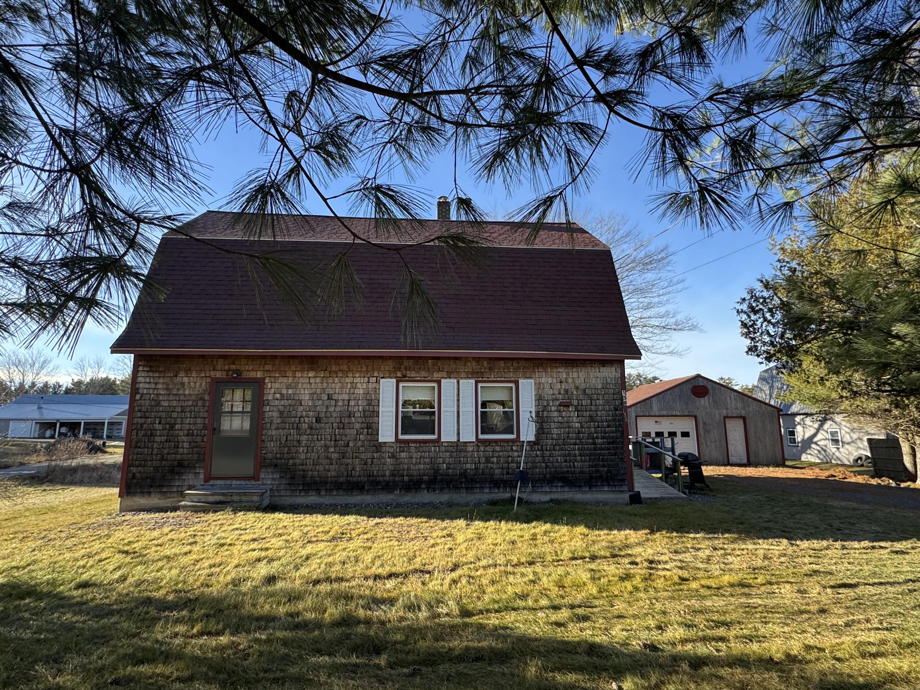 138 Spring Road Augusta, ME 04330 - Photo 2 of 30 IMG_4815