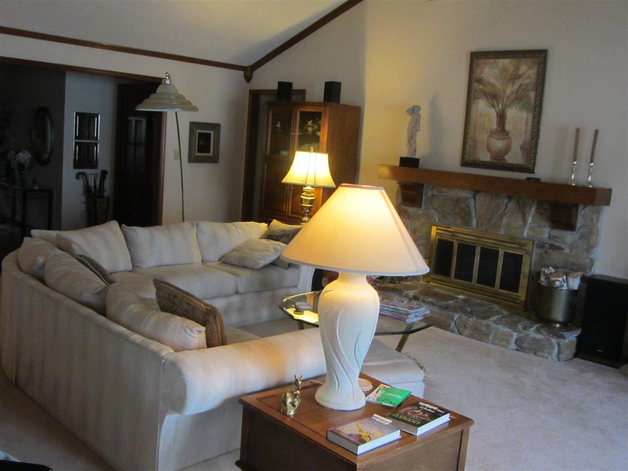 1136 Mill Lake Road Fort Wayne, IN 46845 - Photo 3 of 17 Gallery Image 3