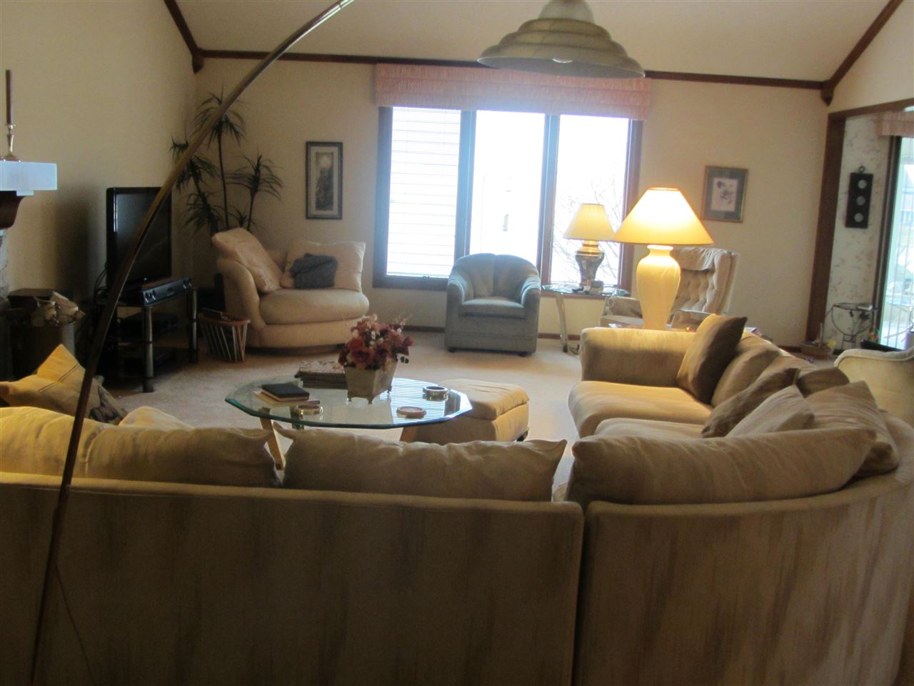 1136 Mill Lake Road Fort Wayne, IN 46845 - Photo 4 of 17 Gallery Image 4