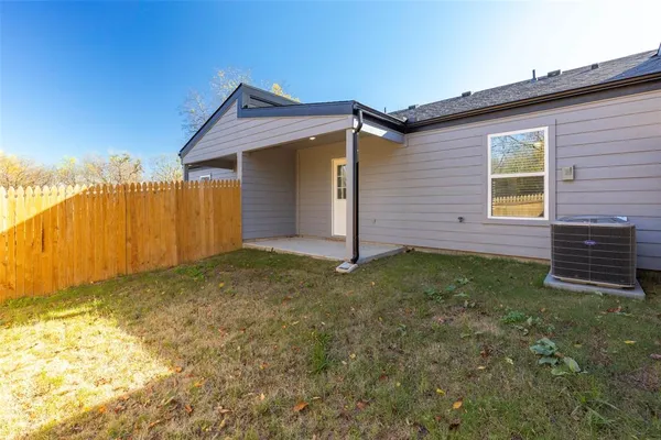 $1,275 | 3626 Marshall Street, Unit D, Greenville, TX 75401