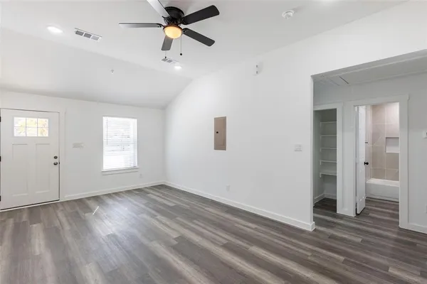 $1,275 | 3626 Marshall Street, Unit D, Greenville, TX 75401