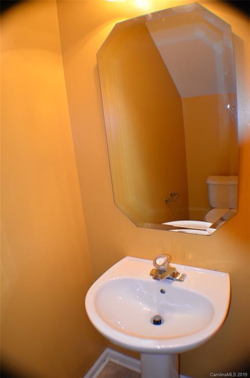 5102 Elizabeth Road Charlotte, NC 28269 - Photo 13 of 22 Gallery Image 13
